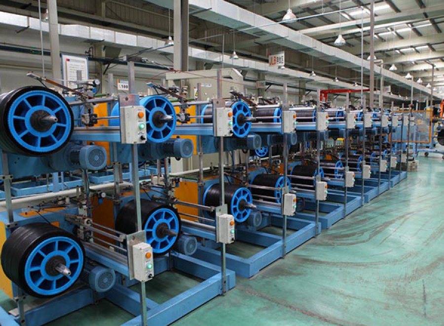 Cap ply slitting & winding line